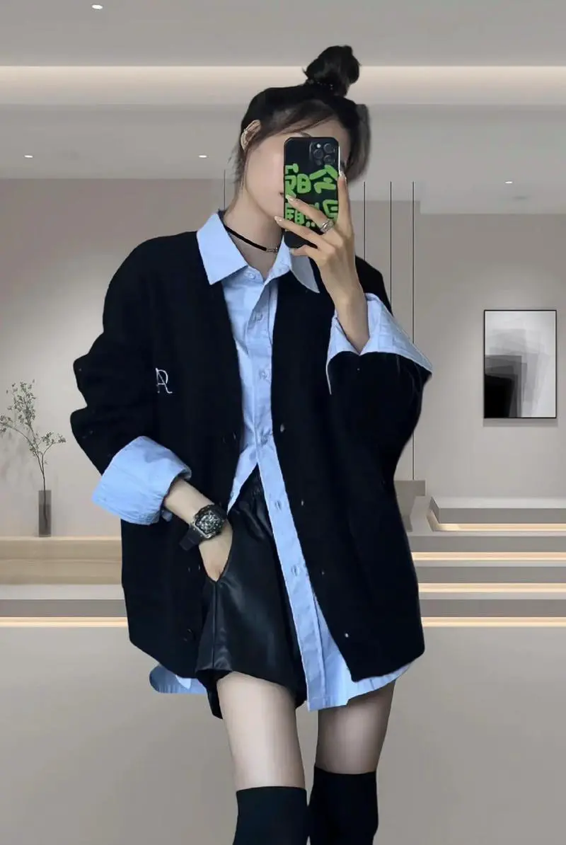 女士衬衣毛衣怎么搭配裤子