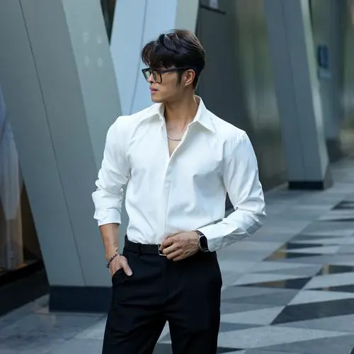 中长款白色衬衫男怎么搭配图片