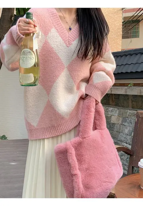 粉色中长款毛衣怎么搭配图片大全