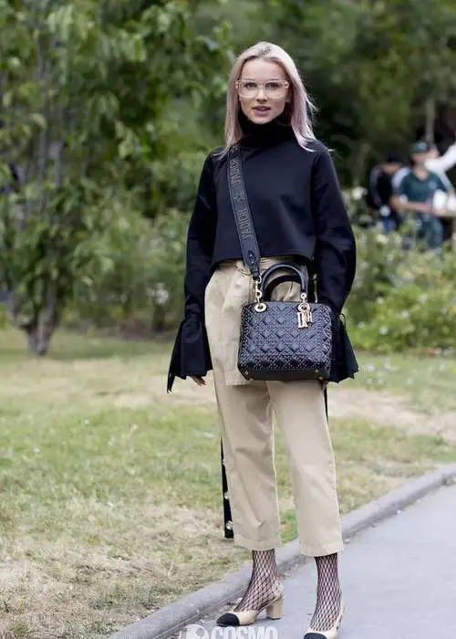 小方跟鞋怎么搭配裤子