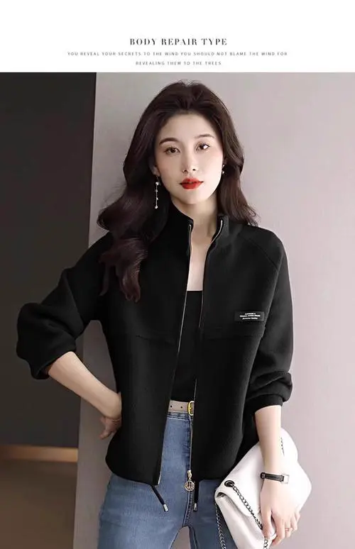 黑色棒球服配什么裤子