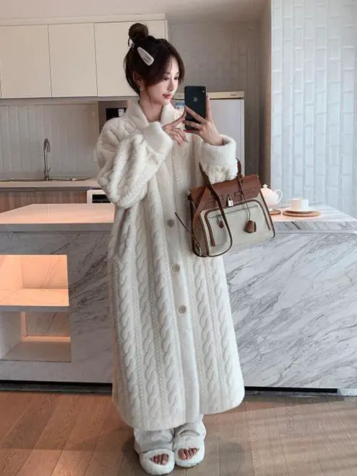 女款皮草中长外套怎么搭配图片2015款