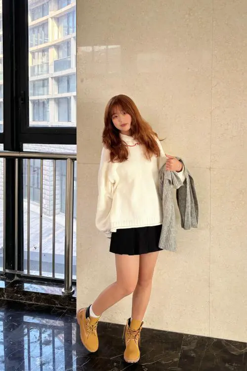 经典黄短靴怎么搭配