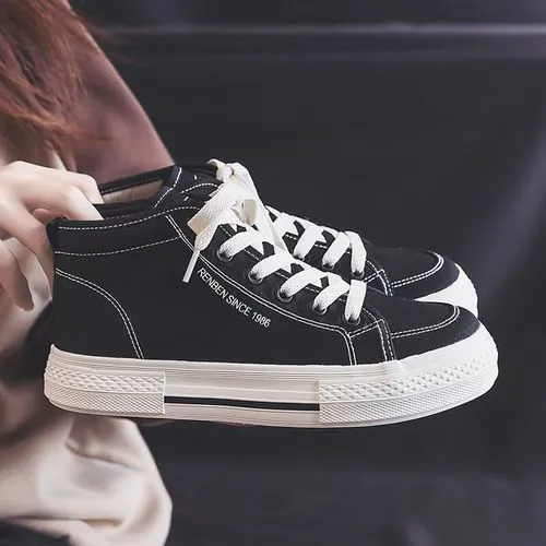 高帮黑色运动鞋怎么搭配衣服好看