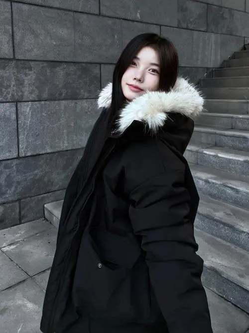 黑色短款派克服怎么搭配图片