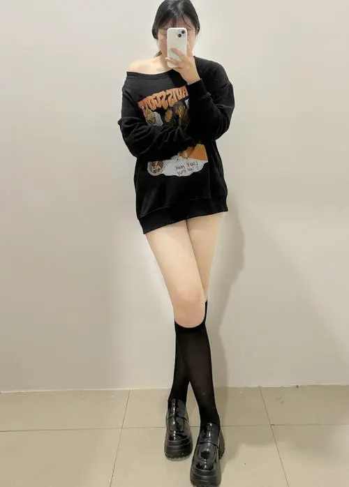 大腿袜怎么搭配