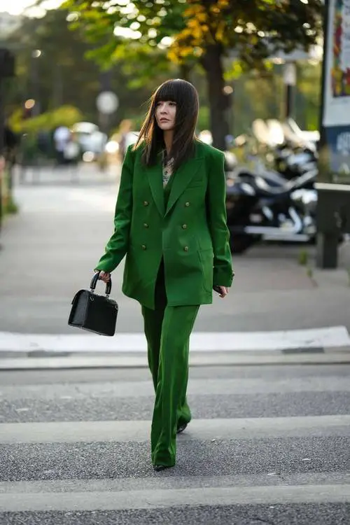 墨绿色短靴怎么搭配图片