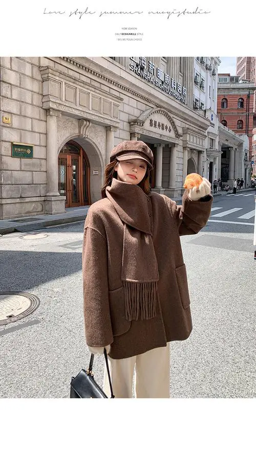 短大衣女羊毛大衣怎么搭配什么围巾好看吗