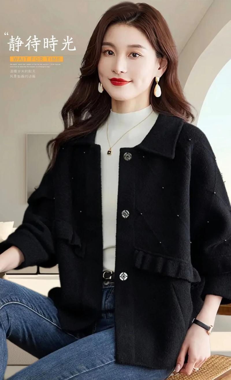 翻毛外衣怎么搭配