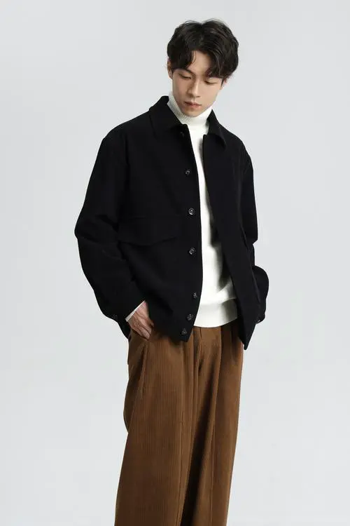 高领毛衣男怎么搭配衣服