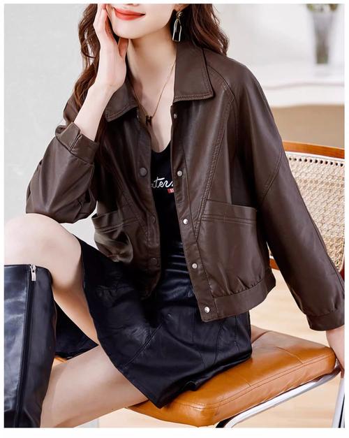 皮衣搭配什么鞋子女