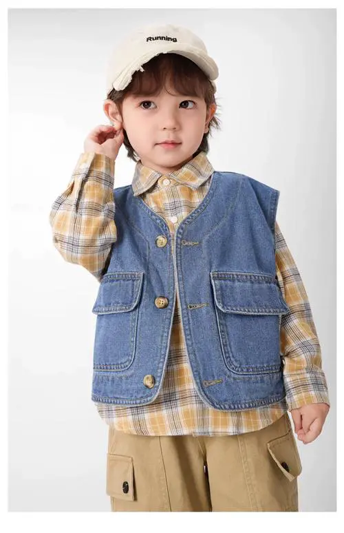 牛仔马甲怎么搭配宝宝