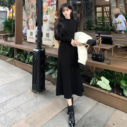 秋冬加厚连衣裙怎么搭配