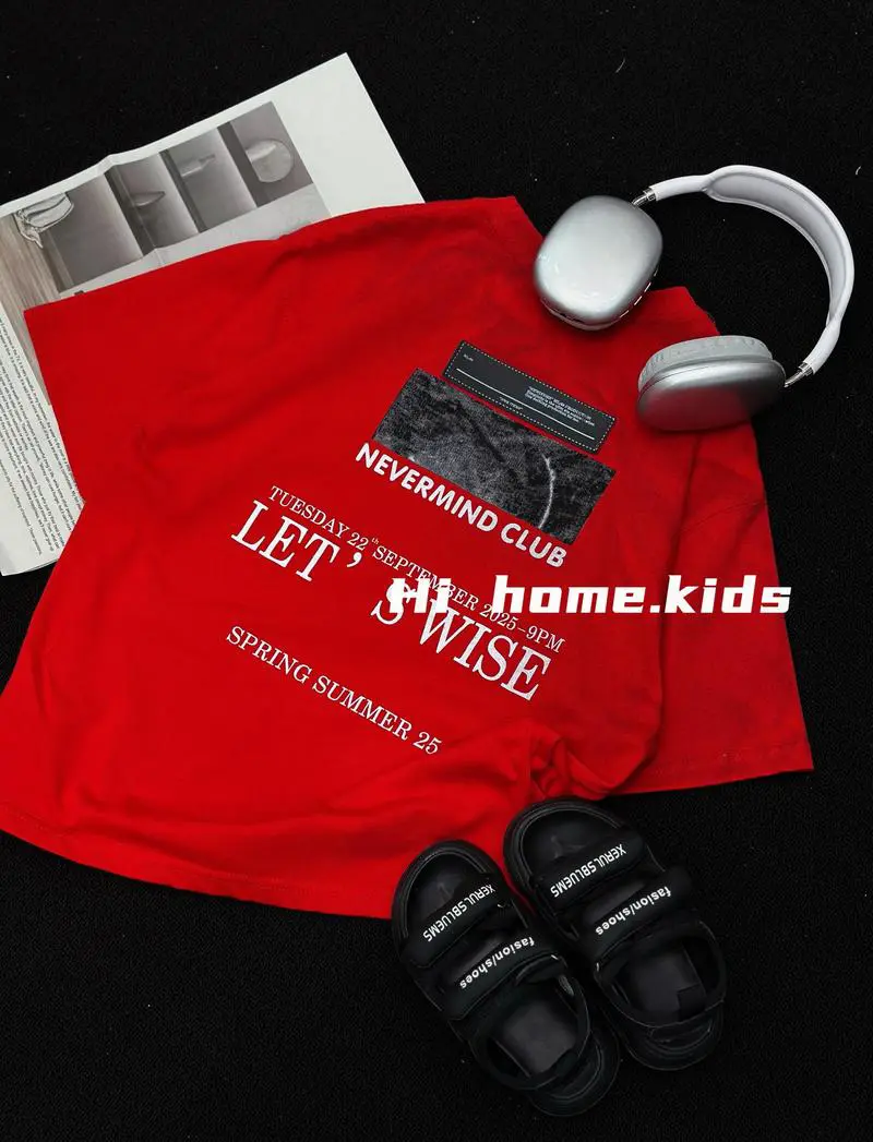 红黑短袖怎么搭配