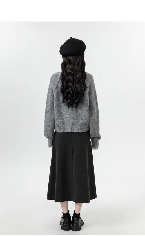 灰色打底衫配什么外套