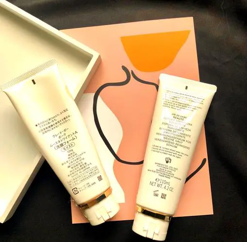 怎么区分cpb洗面奶滋润型还是清爽型