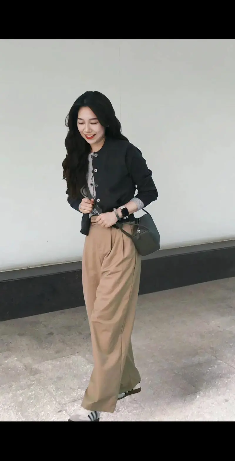 卡其色配什么颜色鞋子