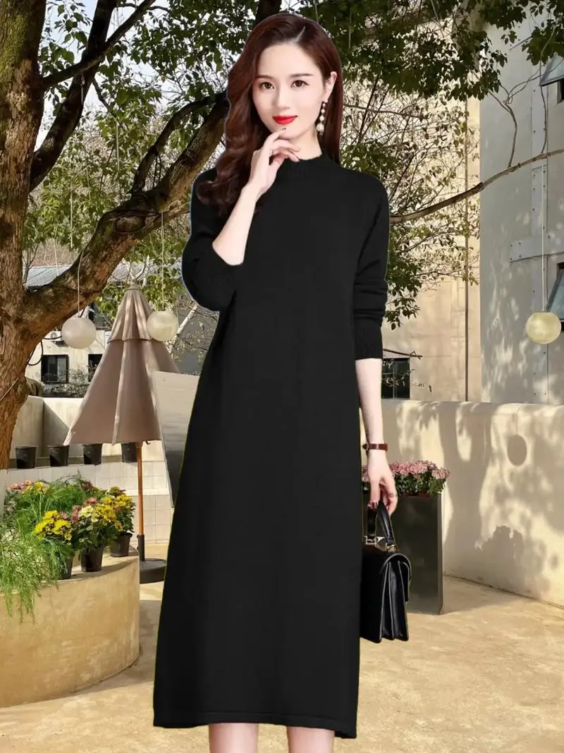 秋冬长款羊毛连衣裙怎么搭配图片