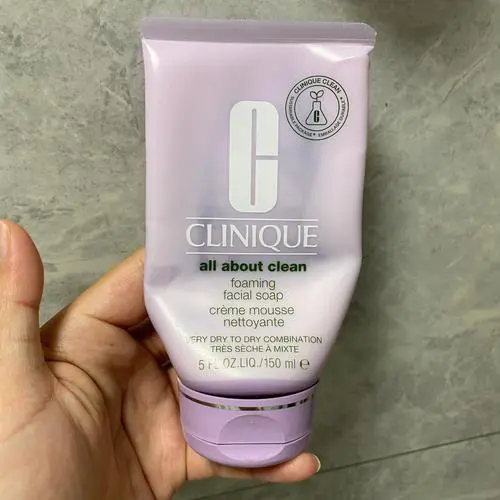 倩碧保湿洗面奶怎么样