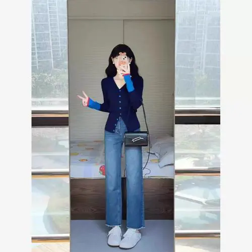 女蓝色外套怎么搭配图片