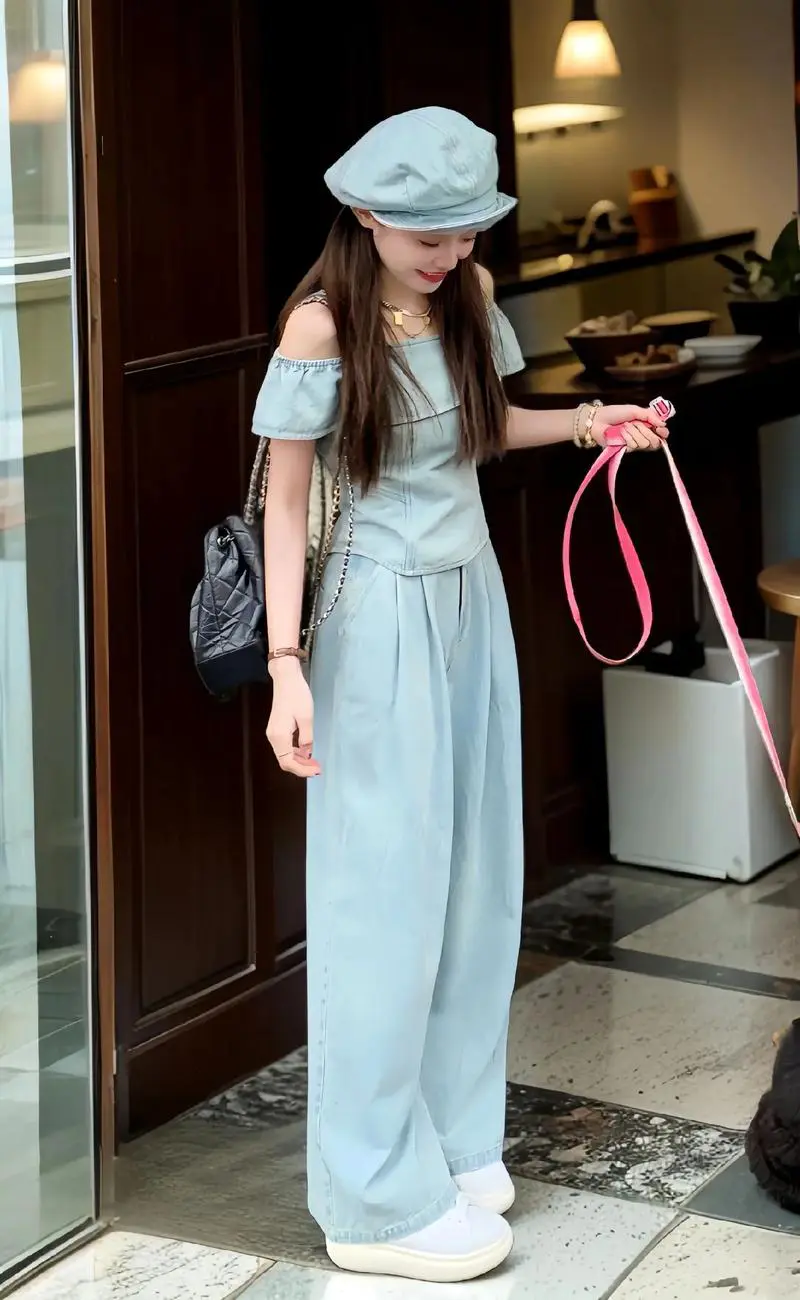 露肩的衣服长了怎么搭配裤子