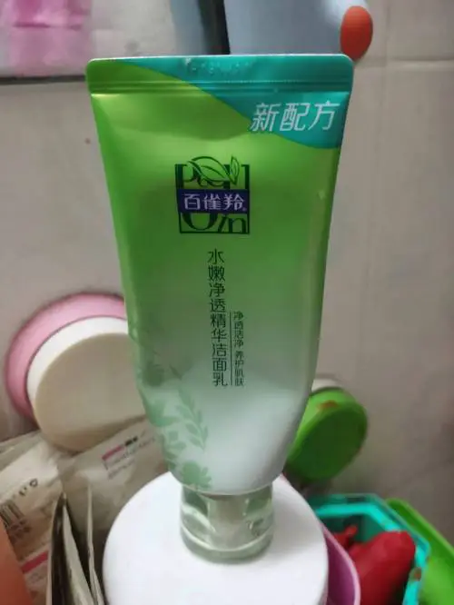 玉兰油绿色洗面奶怎么样