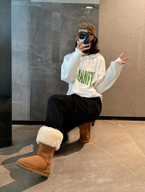 毛毛靴怎么搭配衣服图片大全