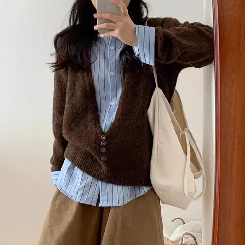 套头毛衣衬衫外套怎么搭配什么裤子