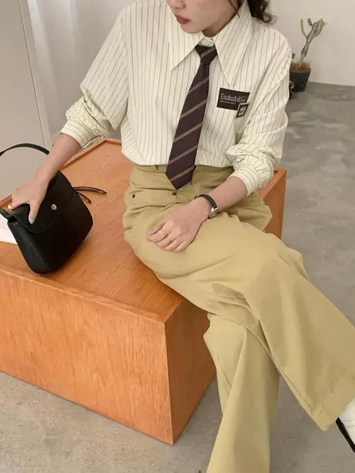 领带怎么搭配衬衫颜色