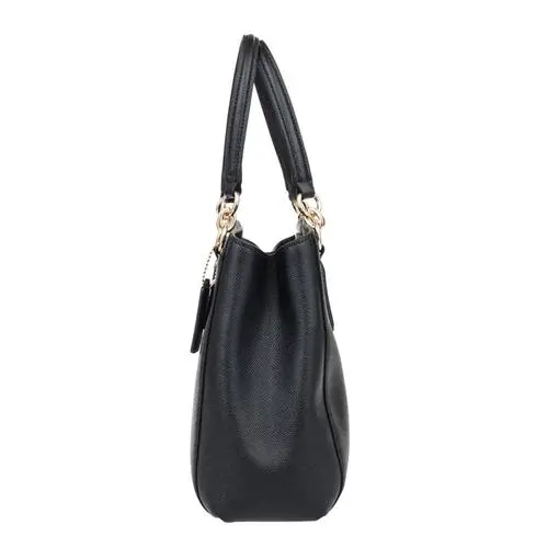 黑灰色的包怎么搭配