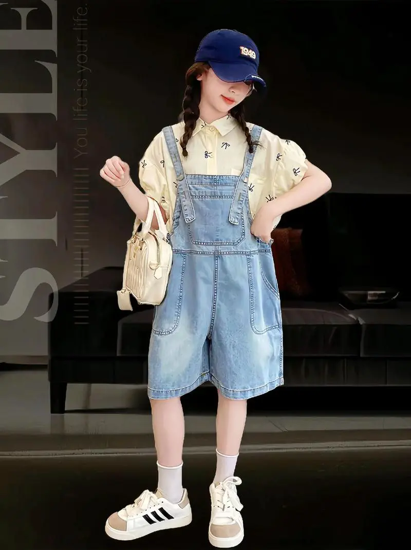 背带裤袜子怎么搭配好看