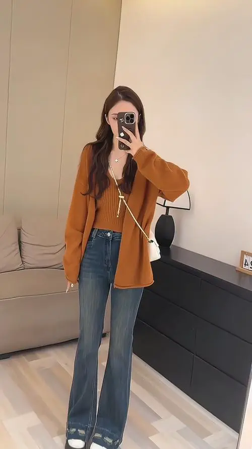 橘红色外套怎么搭配衣服