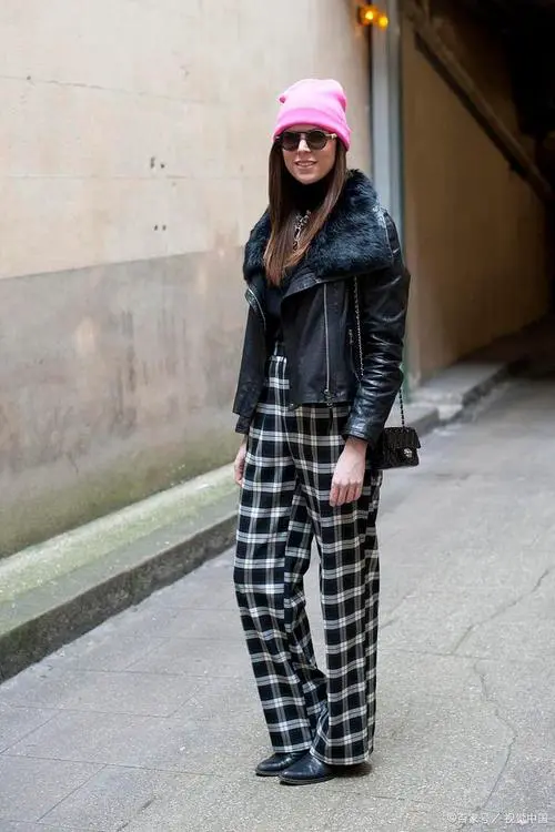 格子裤子怎么搭配外套