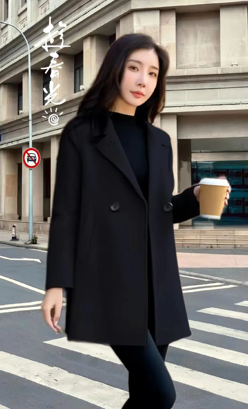 黑色长羊绒大衣怎么搭配好看吗