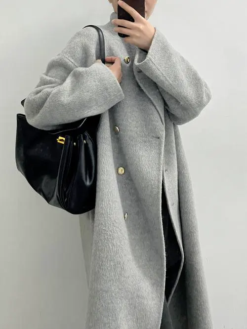 灰色直筒大衣怎么搭配图片