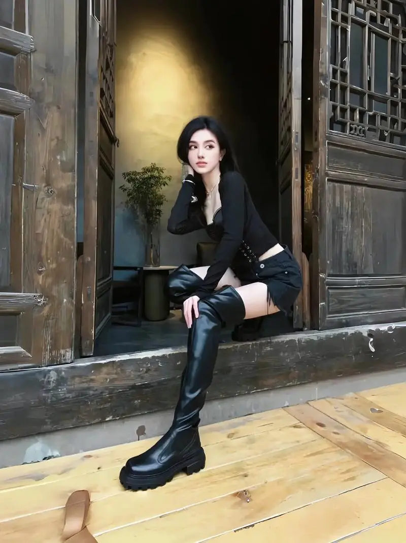 过膝长靴怎么搭配保暖