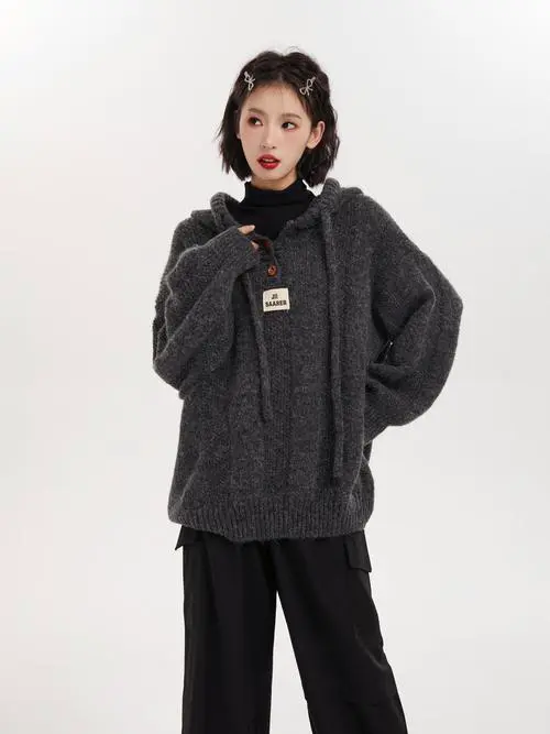 灰色的长款毛衣怎么搭配什么裤子好看图片欣赏