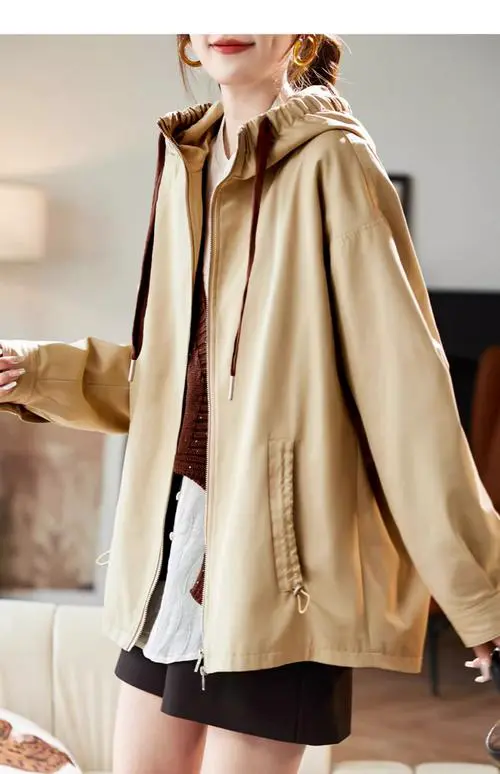 蝙蝠袖宽松外套怎么搭配