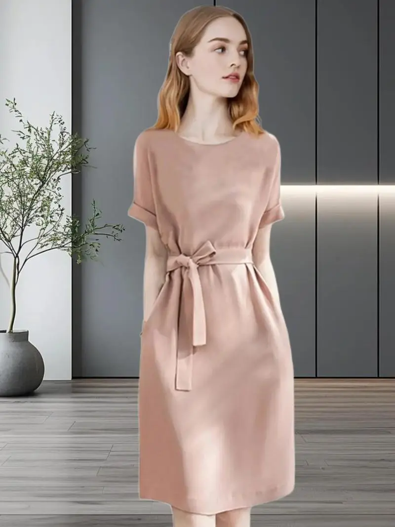 耦合色连衣裙怎么搭配