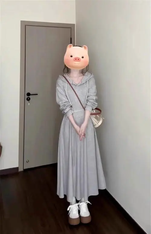 宽松长裙怎么搭配外套