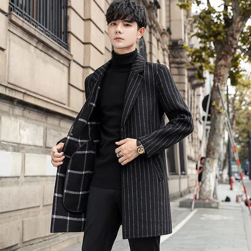 男条纹厚长外套怎么搭配什么裤子