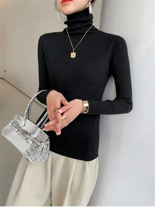 中袖紧身毛衣怎么搭配