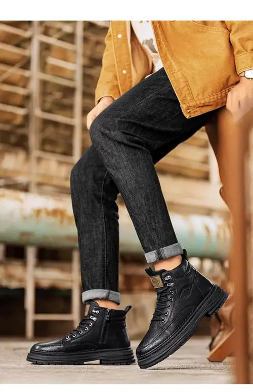 男士高帮高跟皮鞋怎么搭配什么裤子