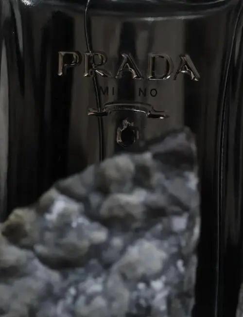 普拉达男士香水最新款