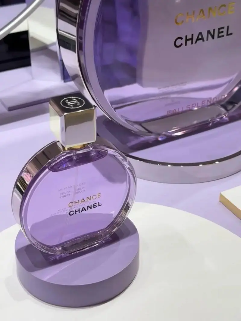 香奈儿邂逅最新款是