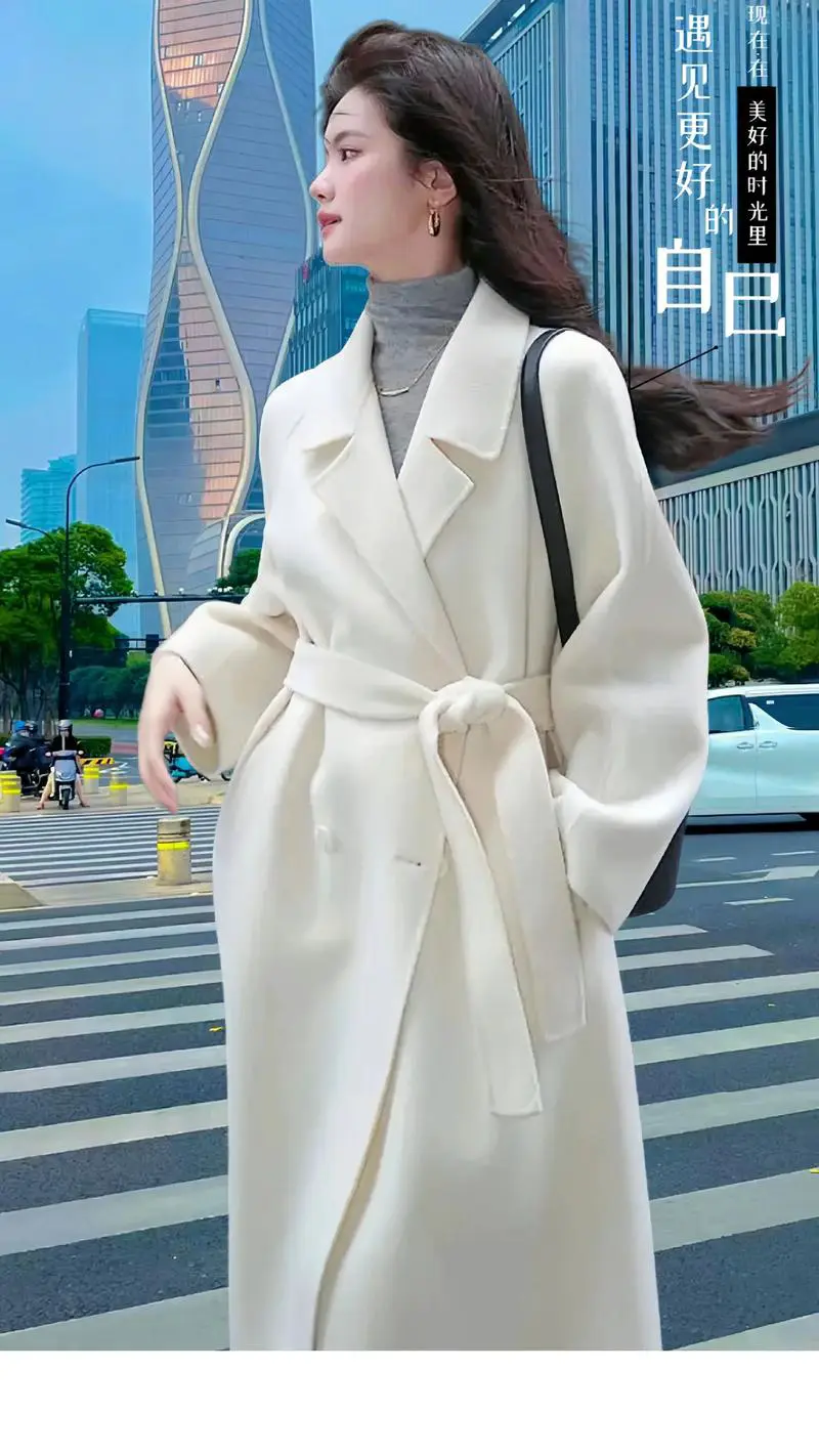 白色呢大衣 怎么搭配