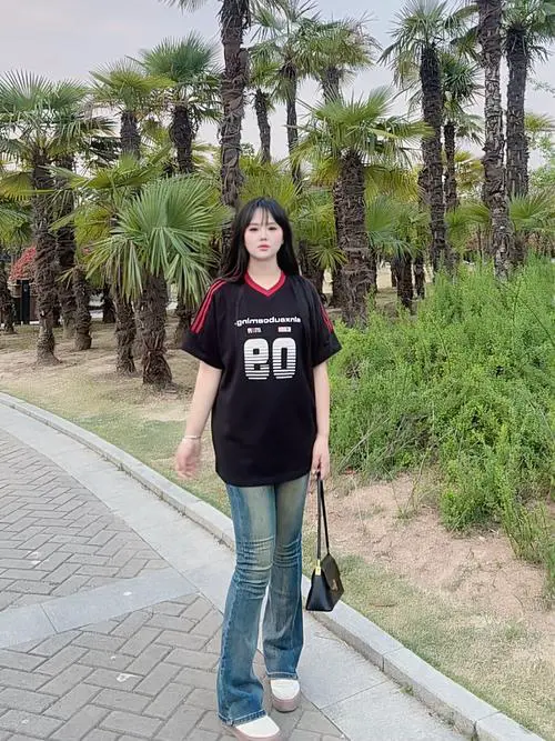 165怎么搭配衣服好看吗