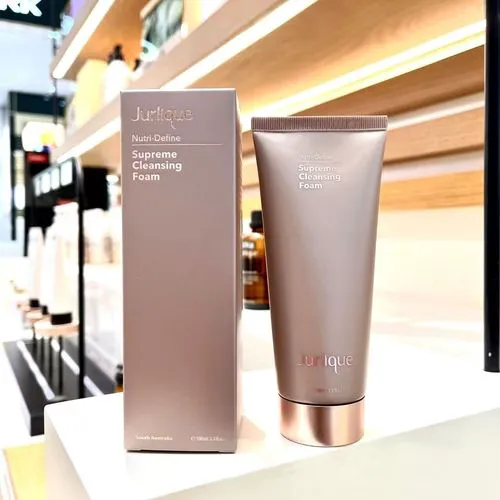 茱莉寇臻萃洗面奶清洁怎么样