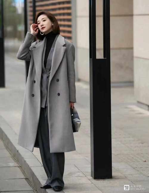 冬季无袖大衣怎么搭配