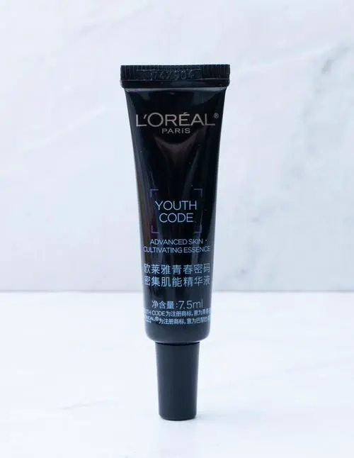 欧莱雅最新产品精华液